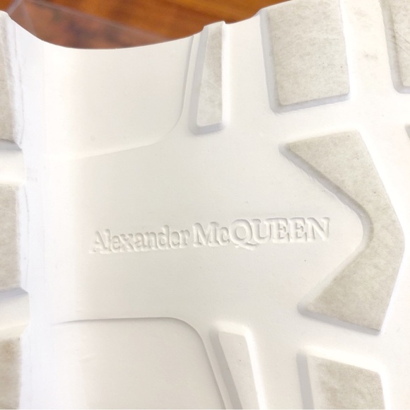 ALEXANDER MCQUEEN Tread Slick Low Top White Sneakers Size: Women US 6.5. - Picture 10 of 15
